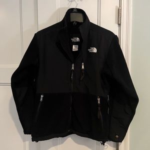 The North Face women’s XS fleece jacket.